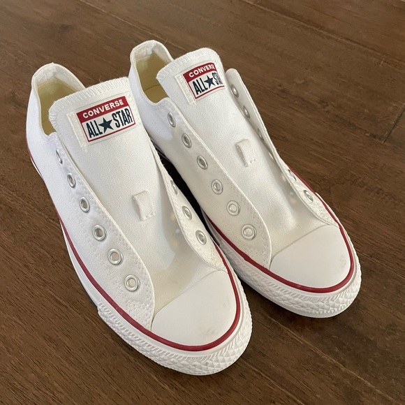 Converse Shoes - White Lowtop Converse